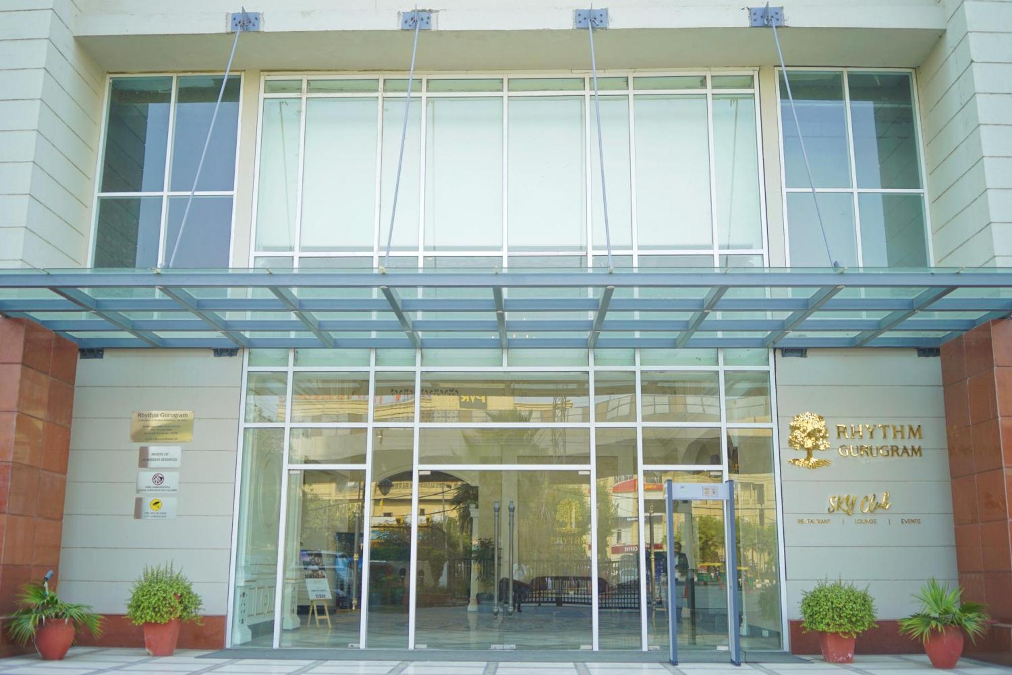 Rhythm Gurugram Hotel & Suites, Sohna Road Ґурґаон Екстер'єр фото