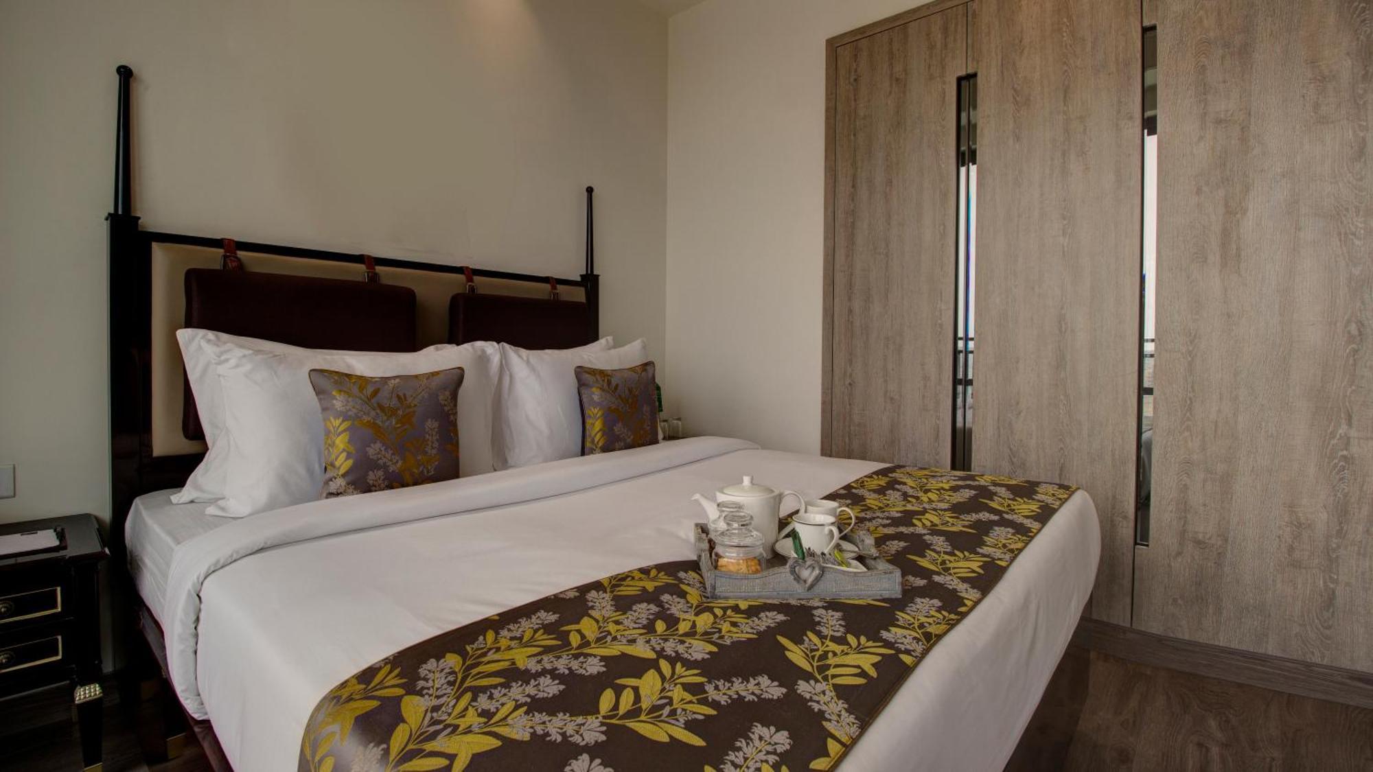 Rhythm Gurugram Hotel & Suites, Sohna Road Ґурґаон Екстер'єр фото